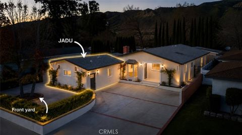 Photo of 8635 Le Berthon, Sunland, CA 91040 (MLS # GD26149551)