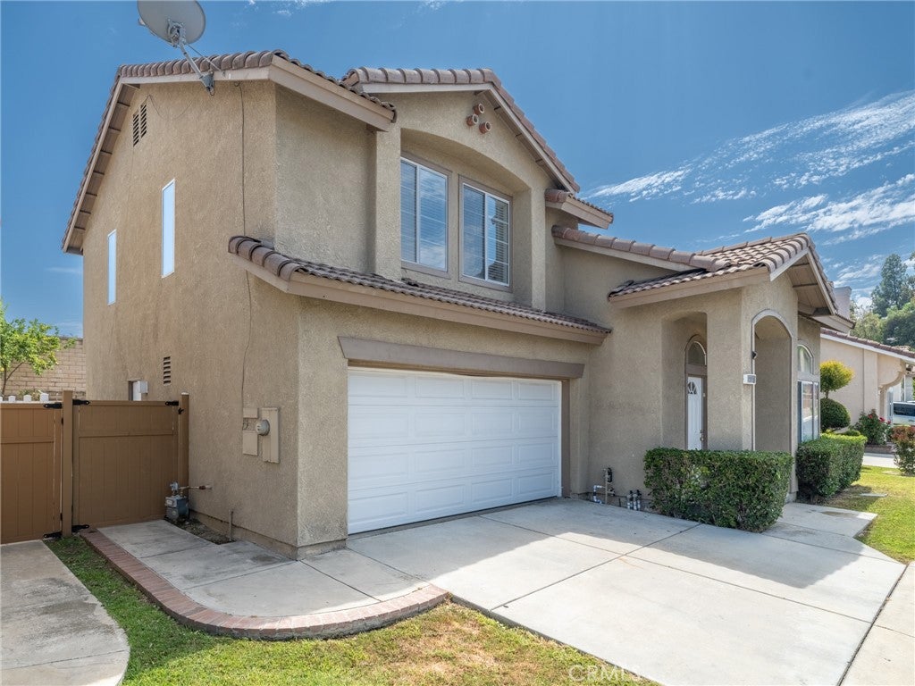 2921 Rolling Village Dr