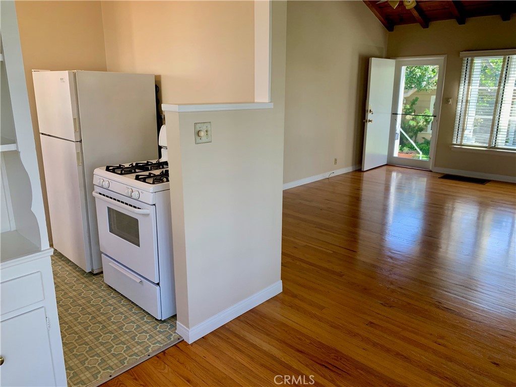 379 Aster, Laguna Beach CA 92651 - Photo 28