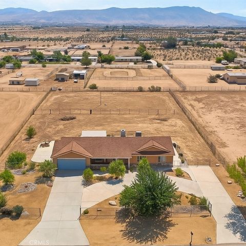 Photo of 22665 Little Beaver Rd, Apple Valley, CA 92308 (MLS # IG25222842)