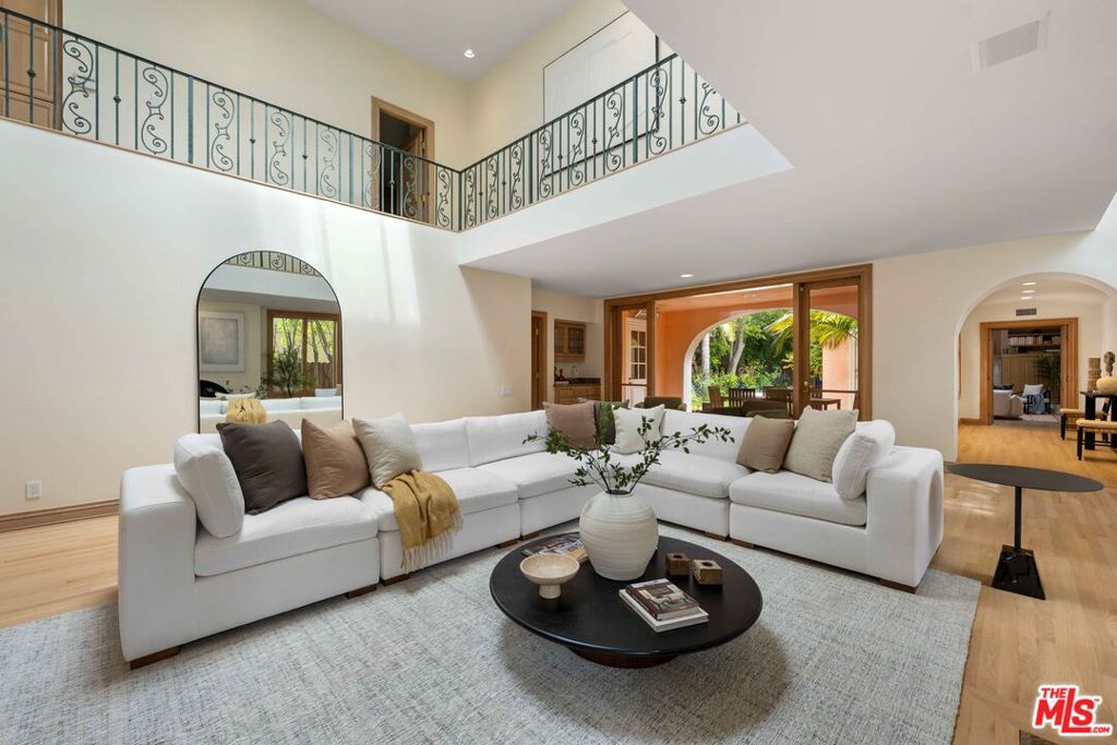 424 Marguerita Avenue