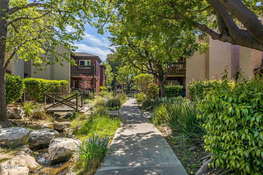 listing image 130722011087999671620