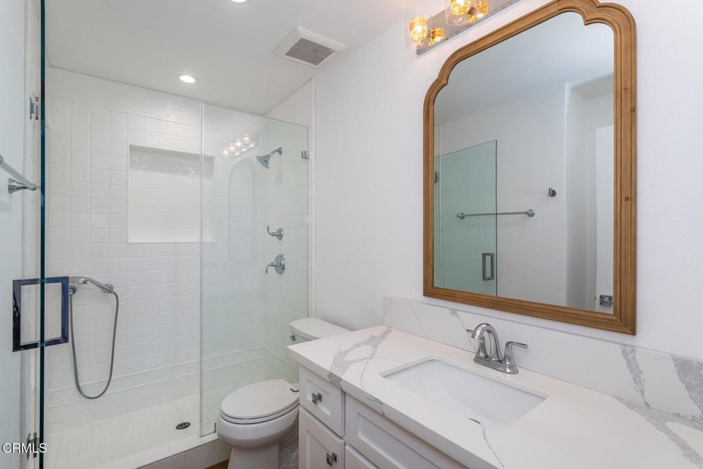listing image 130723004945446428820