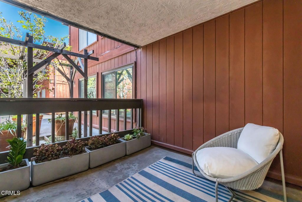 listing image 130725002673554589548