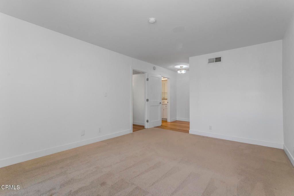 listing image 130721740360973083962