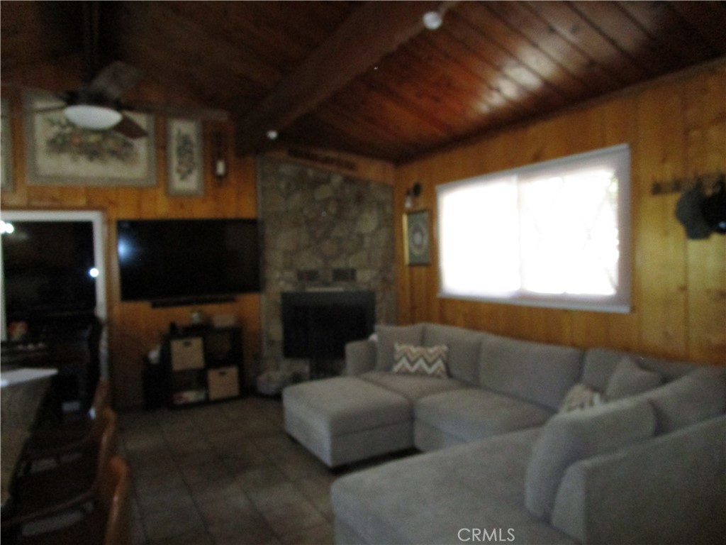 Crestline (CRES) - Residential