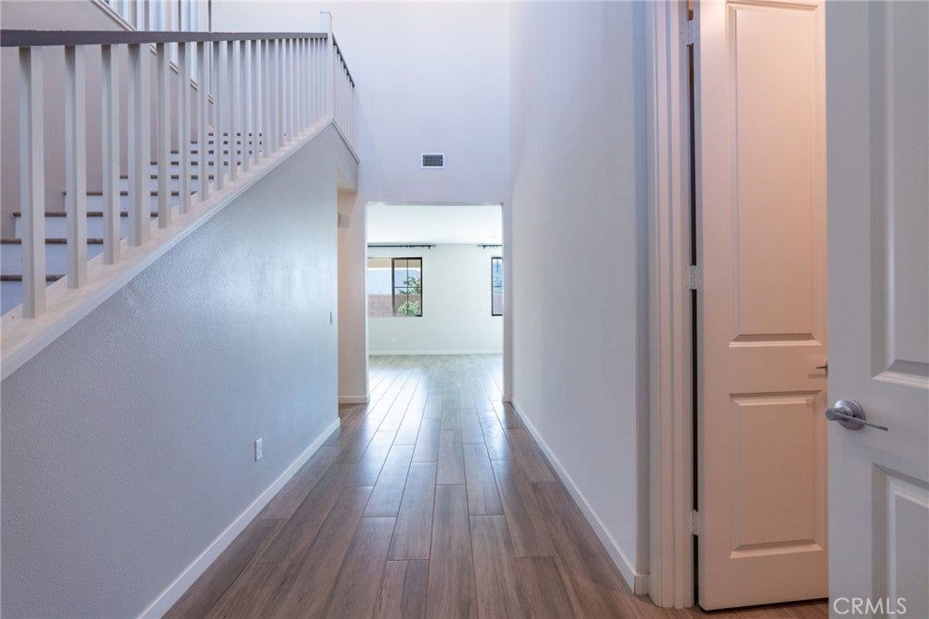 Properties 4 2532 E Scarett