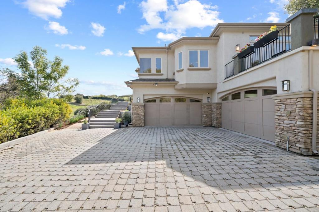 25850 Westwind Way