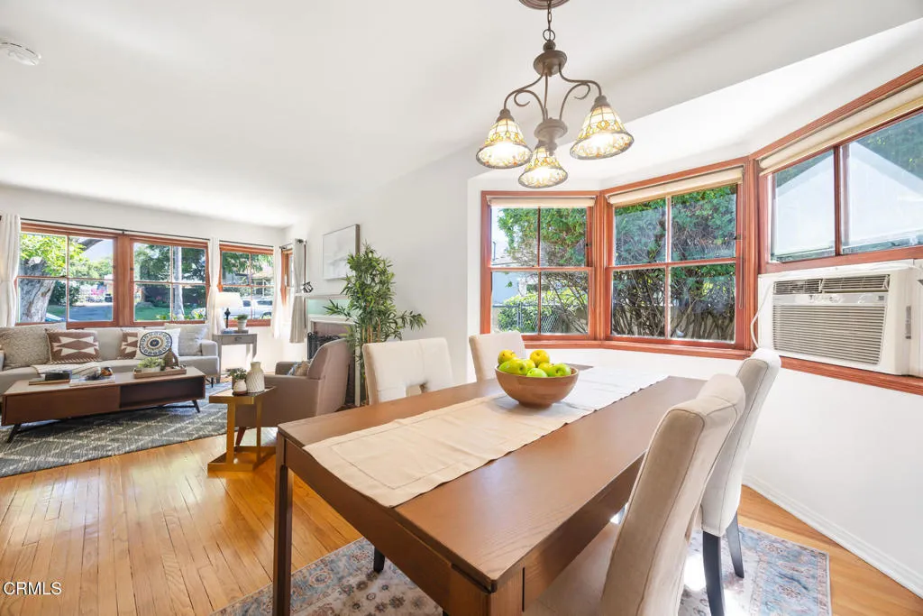 Pasadena, California 91103, United States, 2 Bedrooms Bedrooms, ,1 BathroomBathrooms,Residential,Active,173564