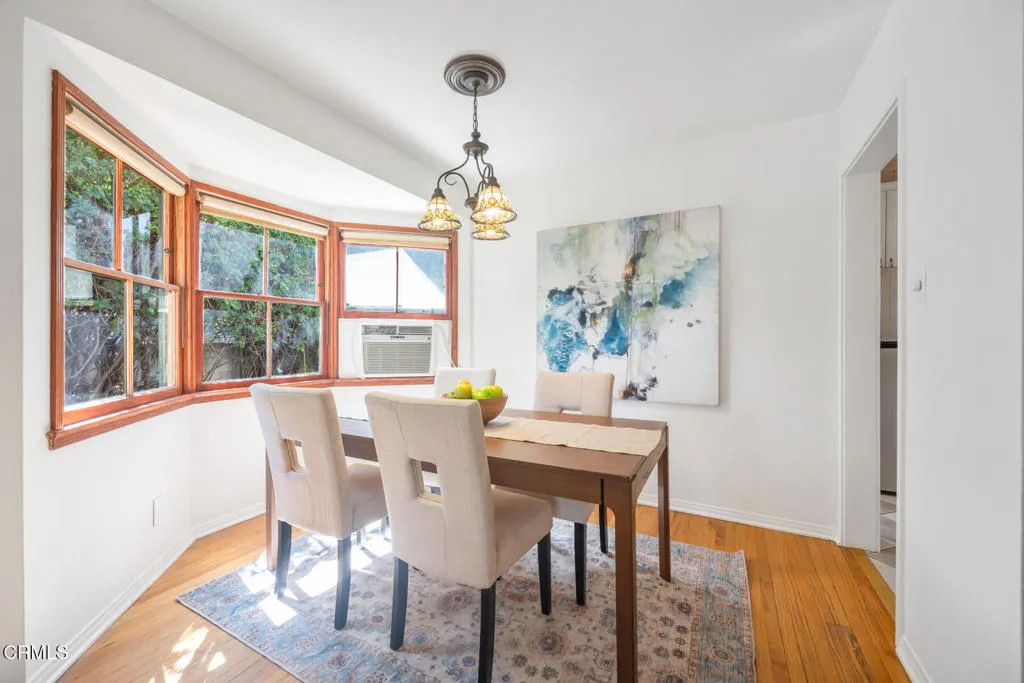 Pasadena, California 91103, United States, 2 Bedrooms Bedrooms, ,1 BathroomBathrooms,Residential,Active,173564