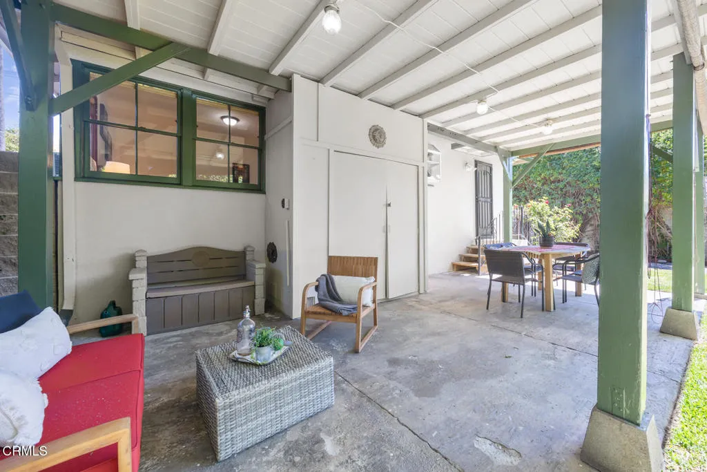 Pasadena, California 91103, United States, 2 Bedrooms Bedrooms, ,1 BathroomBathrooms,Residential,Active,173564