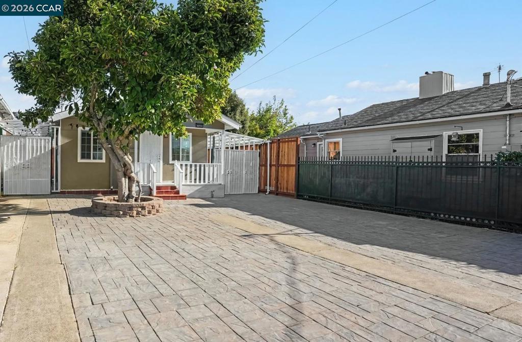 4016 Masterson St ST, Oakland CA 94619