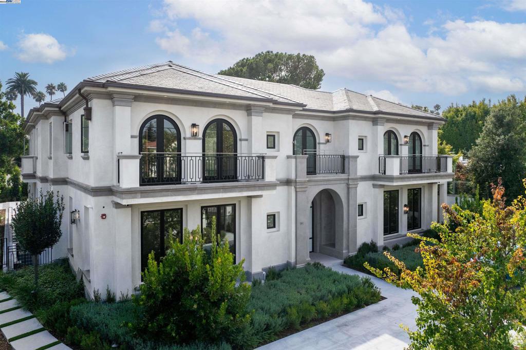 Luxury Redefined: A 15,000-Square-Foot Architectural Masterpiece in Beverly Hills Nestled just off the legendary Sunset Boulevard, where the glamour of Hollywood’s Golden Age meets the modern pinnacle of luxury living, stands a residence that is nothing short of extraordinary. This 15,000-square-foot architectural marvel is not merely a house—it’s a statement, a vision brought to life through unparalleled craftsmanship, exquisite design, and a dedication to perfection that is evident in every detail. This Beverly Hills estate is the embodiment of refinement, a seamless blend of European elegance and California modernity. Every inch of the home reflects an obsessive attention to detail, from the imported Italian finishes to the details This Home is a Smart Home, with all the features imaginable.