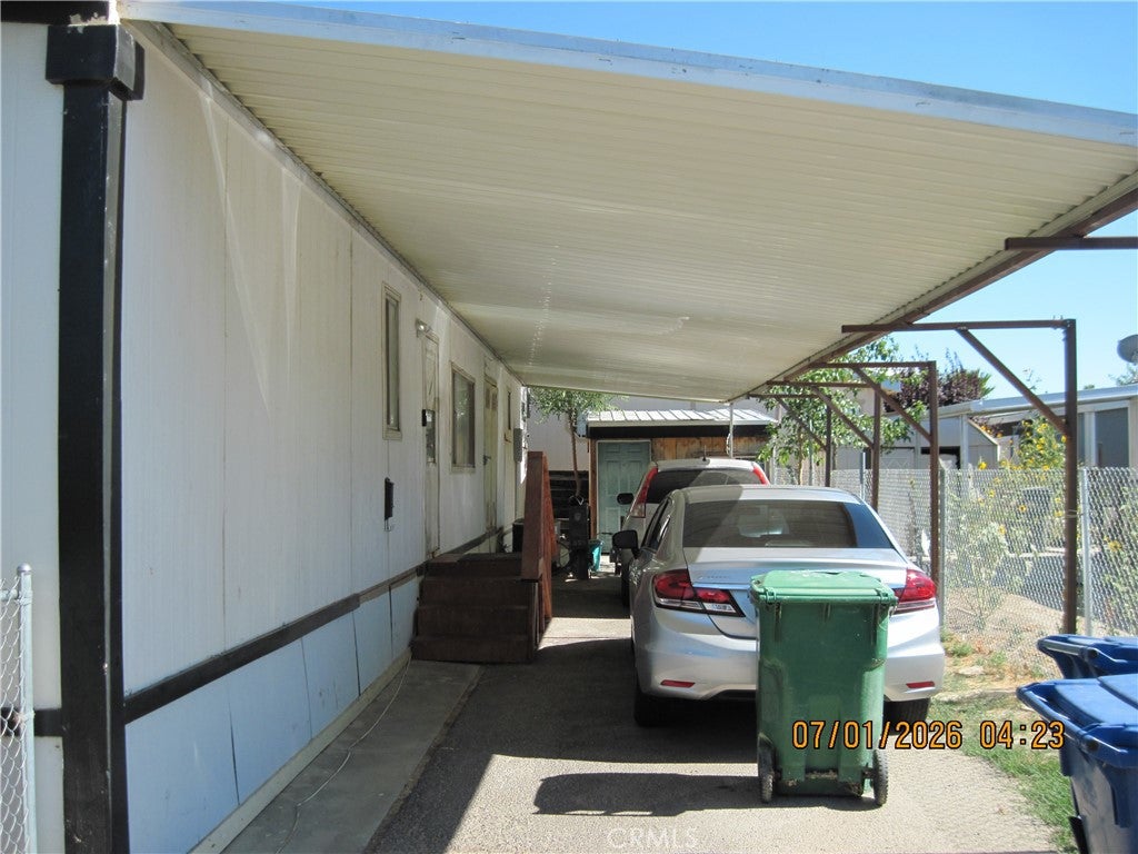 1301 E Avenue I 358