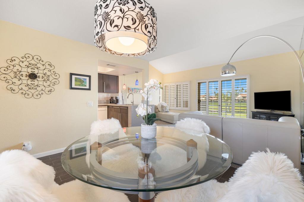 Palm Royale - Residential