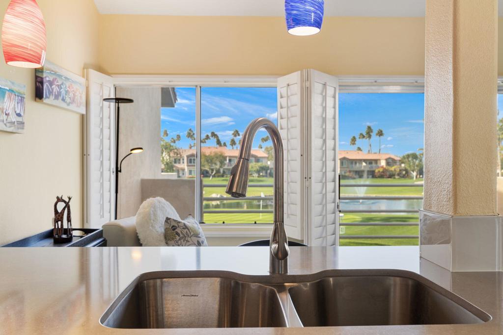 Palm Royale - Residential