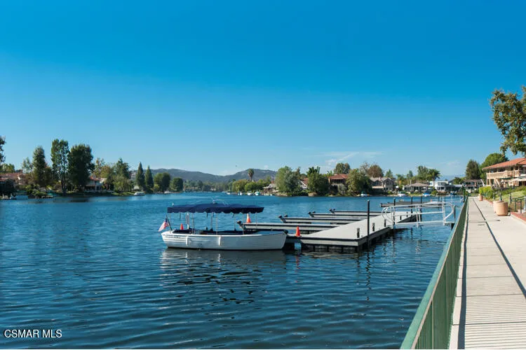 Westlake Village, California 91361, United States, 3 Bedrooms Bedrooms, ,2 BathroomsBathrooms,Residential,Active,163331