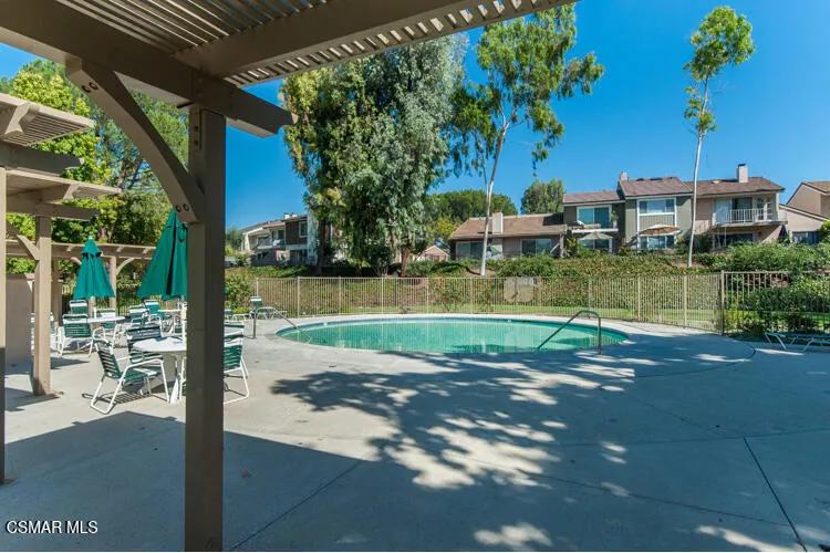 Westlake Village, California 91361, United States, 3 Bedrooms Bedrooms, ,2 BathroomsBathrooms,Residential,Active,163331