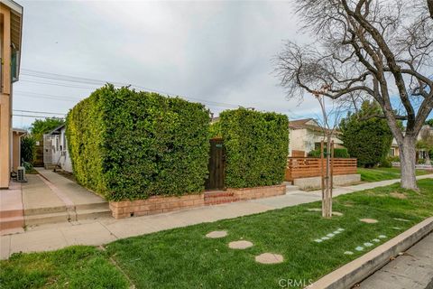 Photo of 1423 N Hollywood Way, Burbank, CA 91505 (MLS # GD26028065)