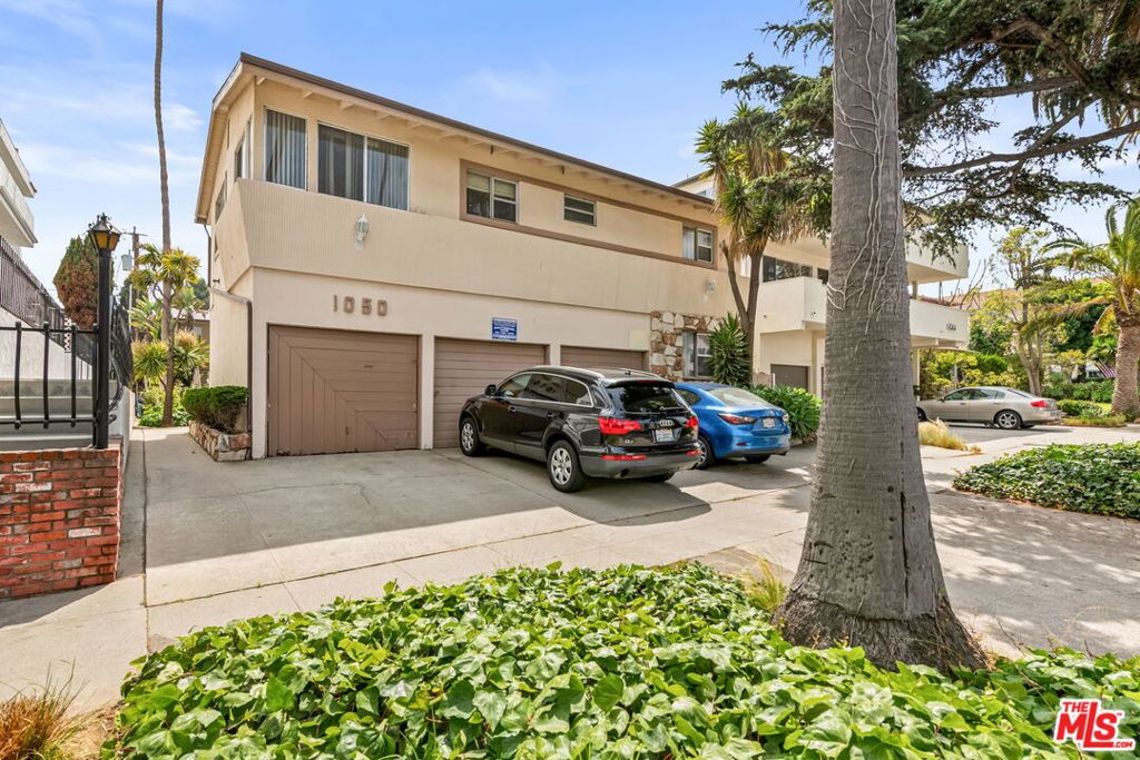 1050 12th Street