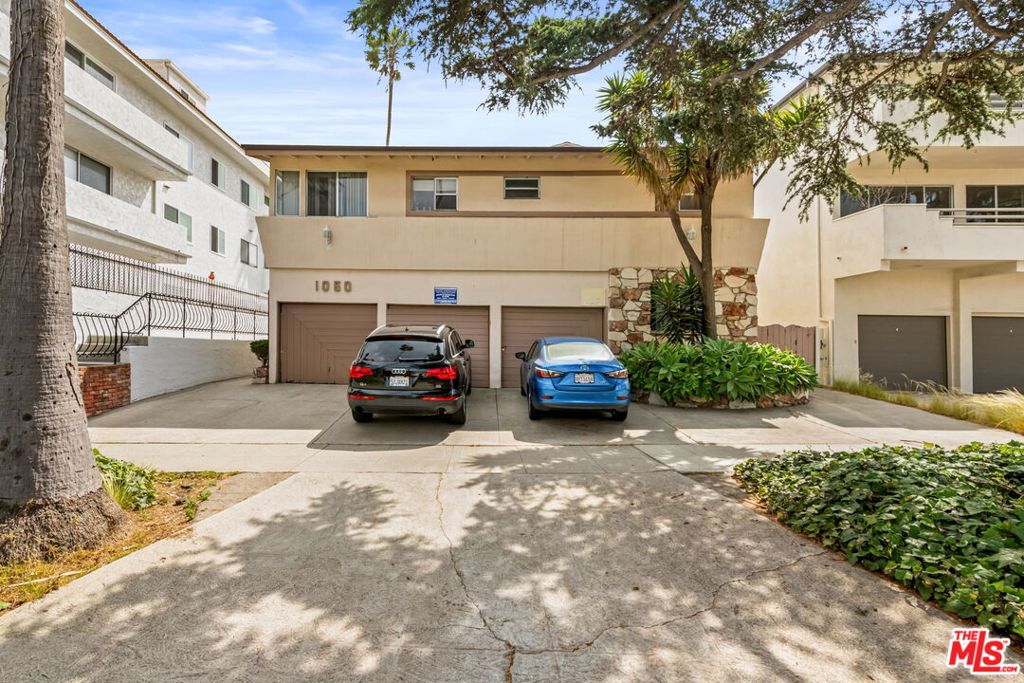 1050 12th Street