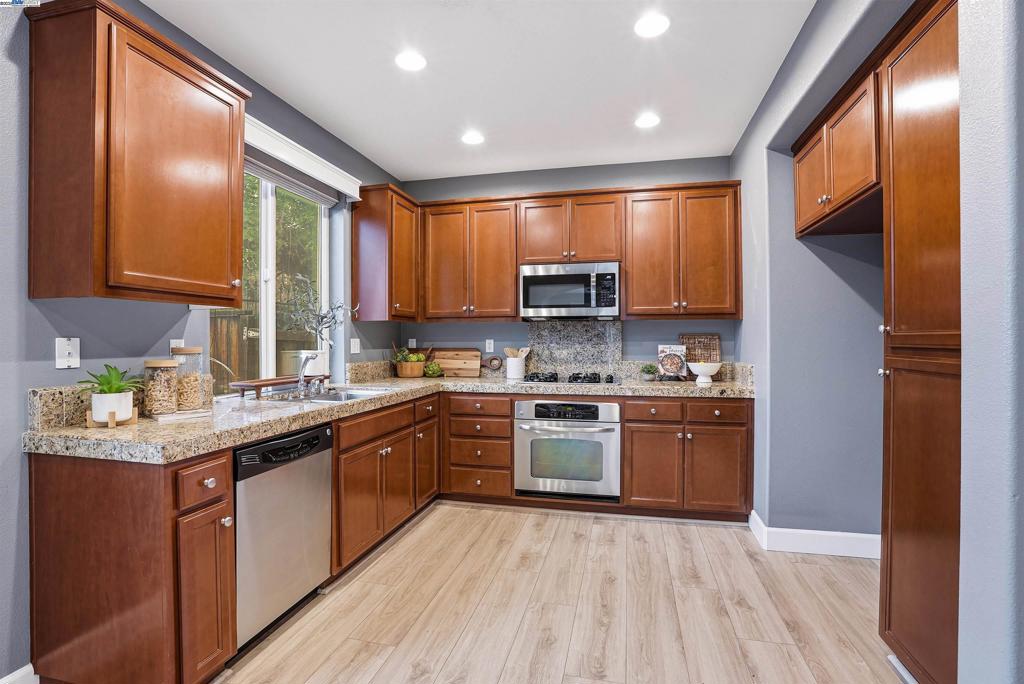 Not Listed - Residential