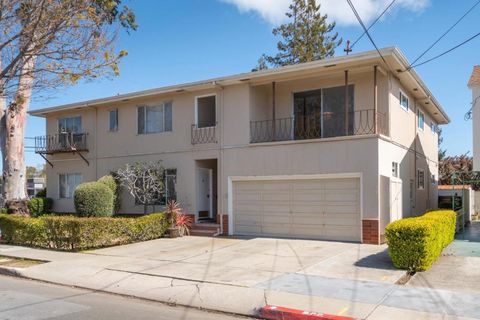 Photo of 815 Burlingame Avenue #4, Burlingame, CA 94010 (MLS # ML82038829)