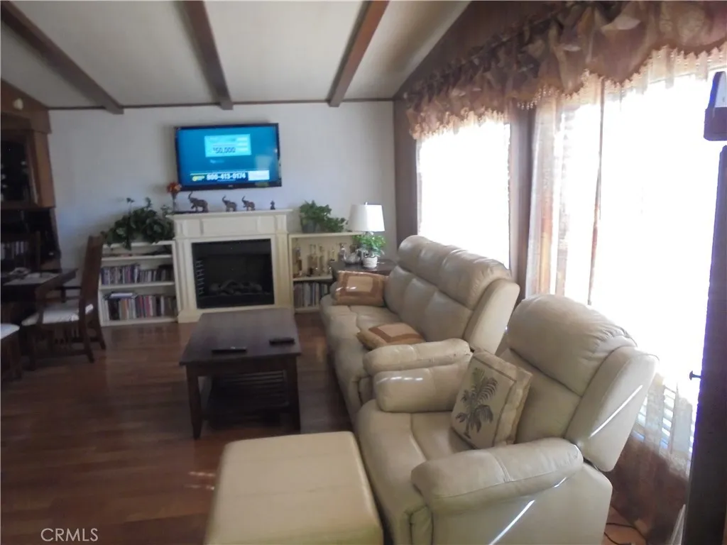 Compton, California 90220, United States, 2 Bedrooms Bedrooms, ,2 BathroomsBathrooms,Residential,Active,171475