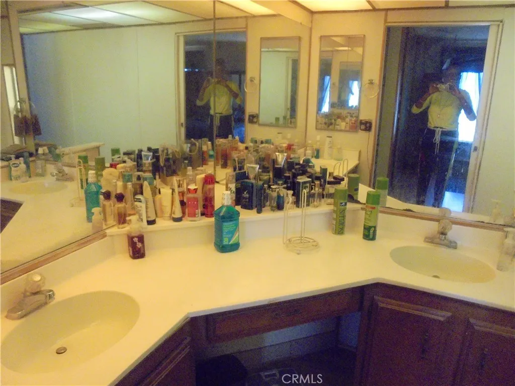 Compton, California 90220, United States, 2 Bedrooms Bedrooms, ,2 BathroomsBathrooms,Residential,Active,171475