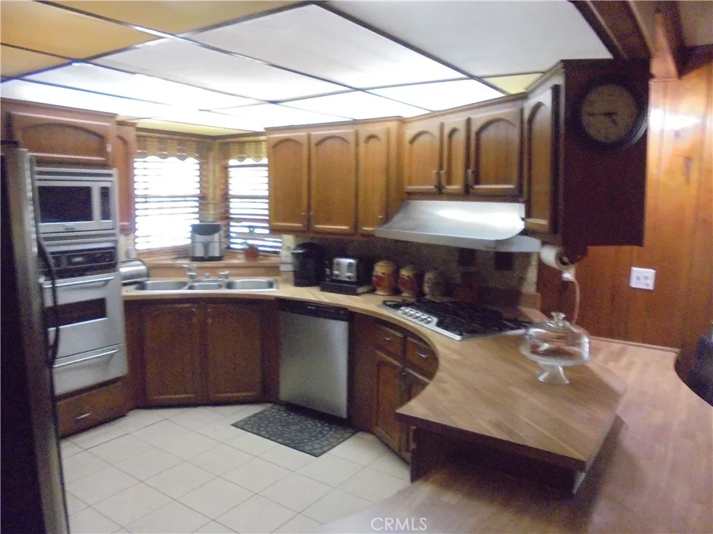 Compton, California 90220, United States, 2 Bedrooms Bedrooms, ,2 BathroomsBathrooms,Residential,Active,171475