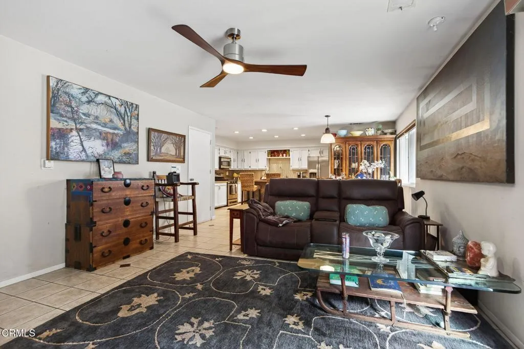 Ventura, California 93001, United States, 4 Bedrooms Bedrooms, ,2 BathroomsBathrooms,Residential,Active,247567