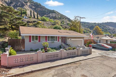 Tiny photo for 8994 Nye Road, Ventura, CA 93001 (MLS # V1-33478)