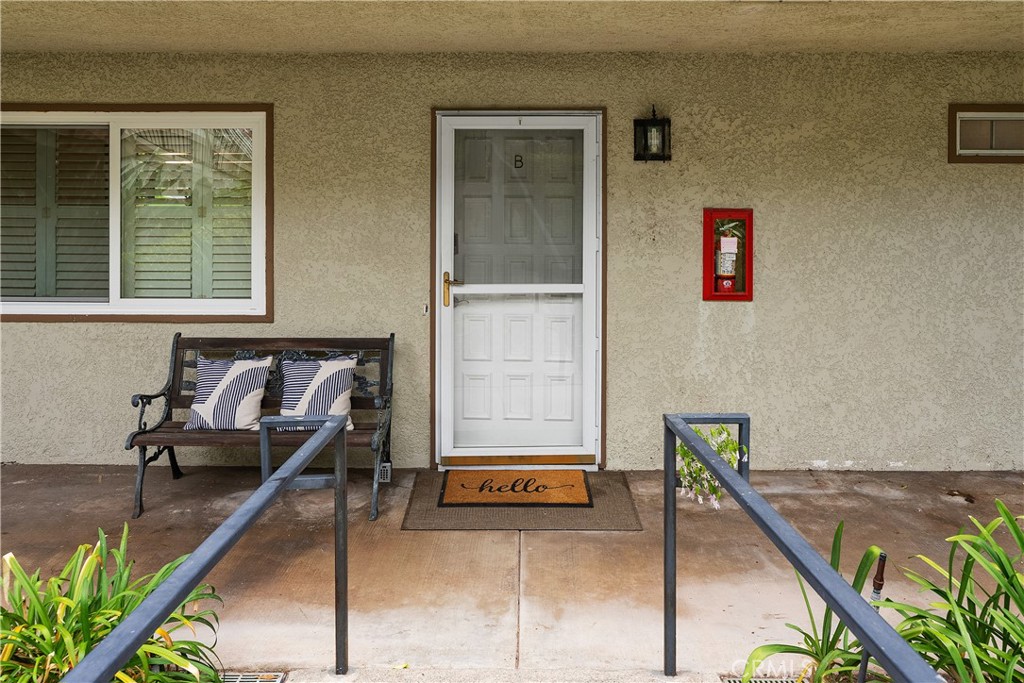 5489 Paseo Del Lago W B