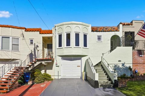 Photo of 116 W Moltke Street, Daly City, CA 94014 (MLS # ML82026701)