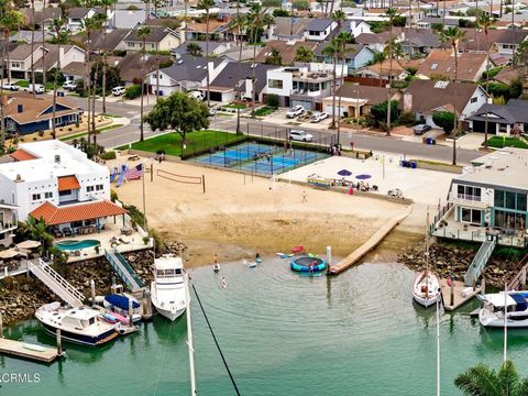 Tiny photo for 950 Seaside Court, Ventura, CA 93001 (MLS # V1-37281)