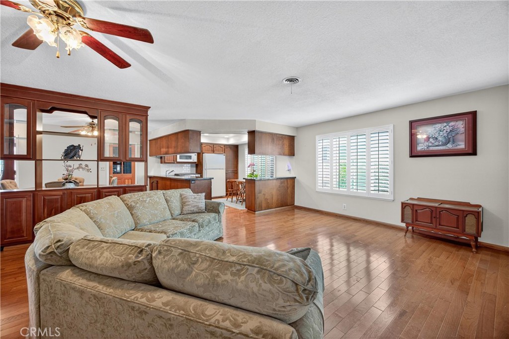 Halecrest (HALE) - Residential