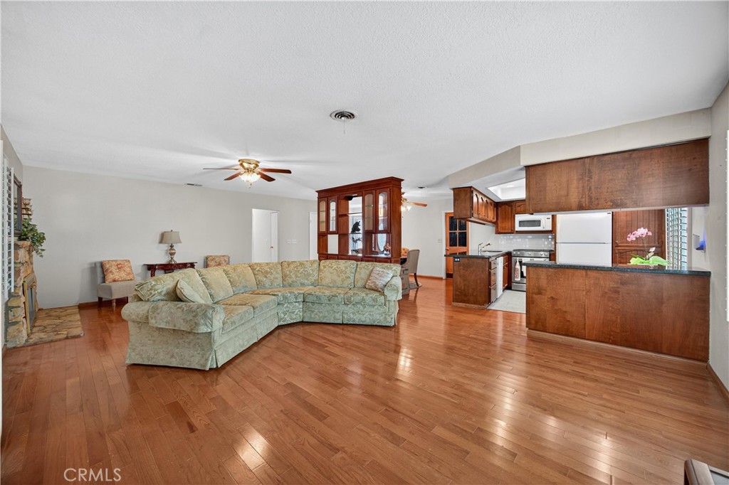 Halecrest (HALE) - Residential
