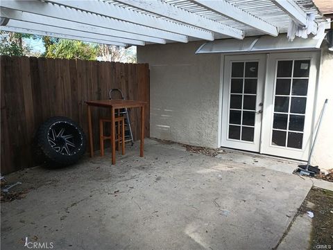 Photo of 22441 Saticoy Street, West Hills, CA 91307 (MLS # SR26049279)