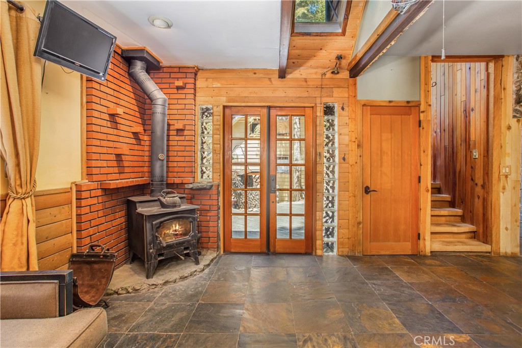 9323 Cedar Dr.