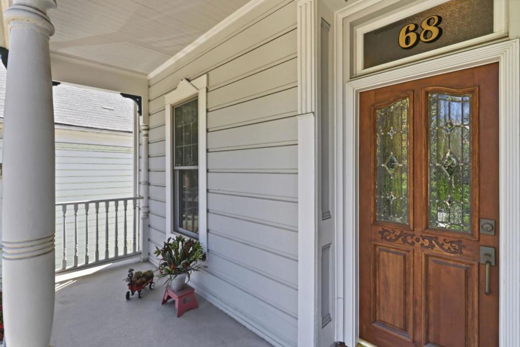 68 Pierce Avenue