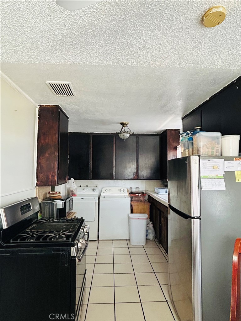 3700 W 105th Street