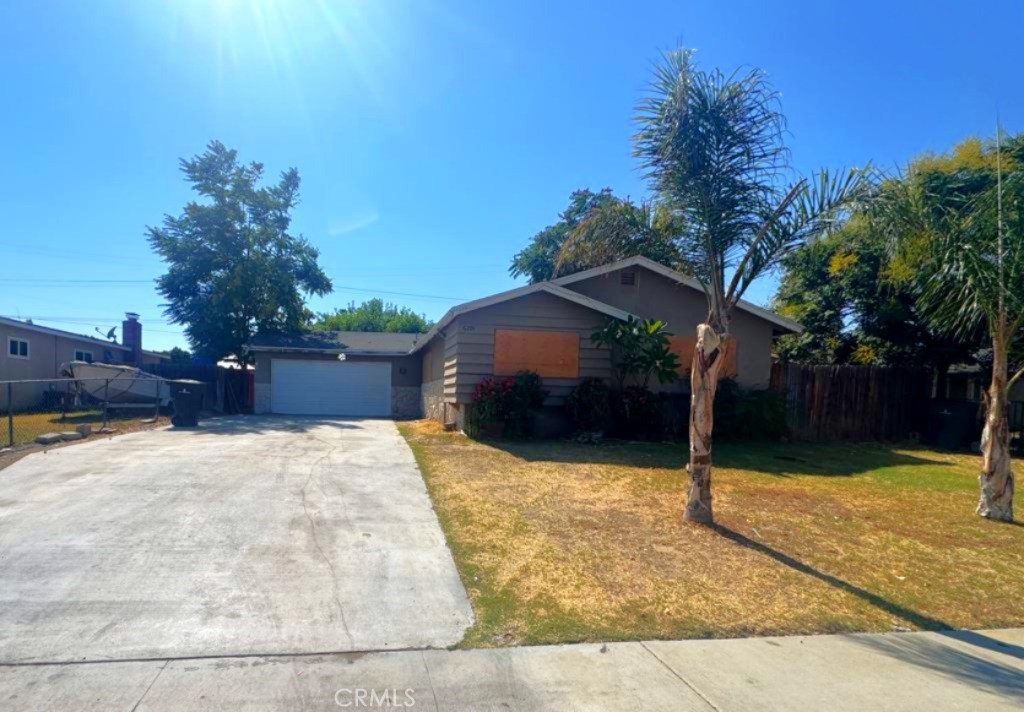 Welcome to 6291 Antioch Ave in the heart of Riverside! This 4-bedroom, 2-bathroom home presents a great opportunity for buyers ready to add their personal touch. With an attached two-car garage and a spacious driveway, there's plenty of room for parking and storage.
Inside, you'll find a comfortable family room with a cozy fireplace—perfect for relaxing or entertaining. The open and spacious kitchen features newer-style cabinets, updated countertops, and a dishwasher, offering a solid start for your future updates. Down the hall are four generously sized bedrooms, ideal for families, guests, or a home office setup. Step outside to a large backyard with plenty of space for outdoor living, gardening, or future additions. While the home could use some TLC, it’s full of potential and ready for your creative vision. Don’t miss this opportunity to own a spacious home on a sizable lot in a desirable Riverside neighborhood—bring your imagination and make it your own!