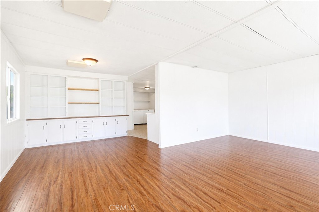 9391 California Ave 35