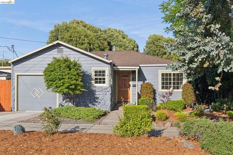 Photo of 738 Ventura St St, Richmond, CA 94805 (MLS # 41132506)