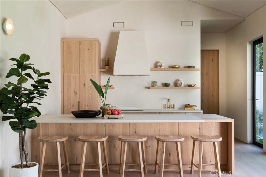 4170 Sunnyslope Avenue