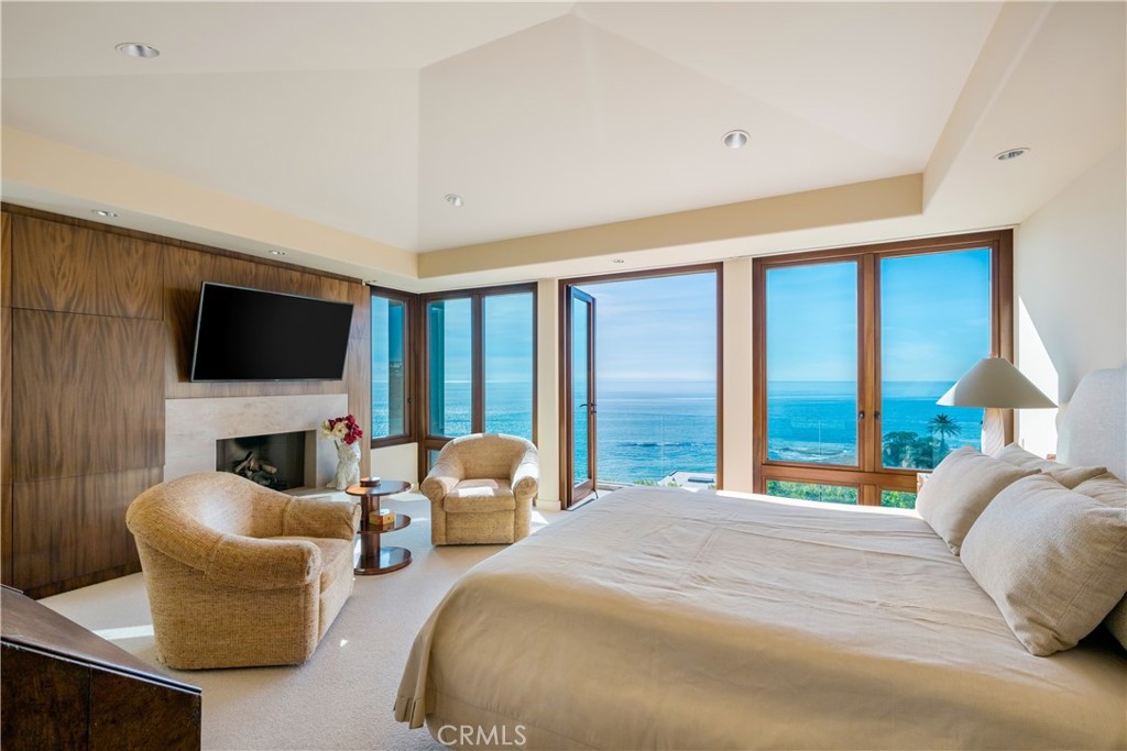 49 Lagunita Drive, Laguna Beach CA 92651 - Photo 11