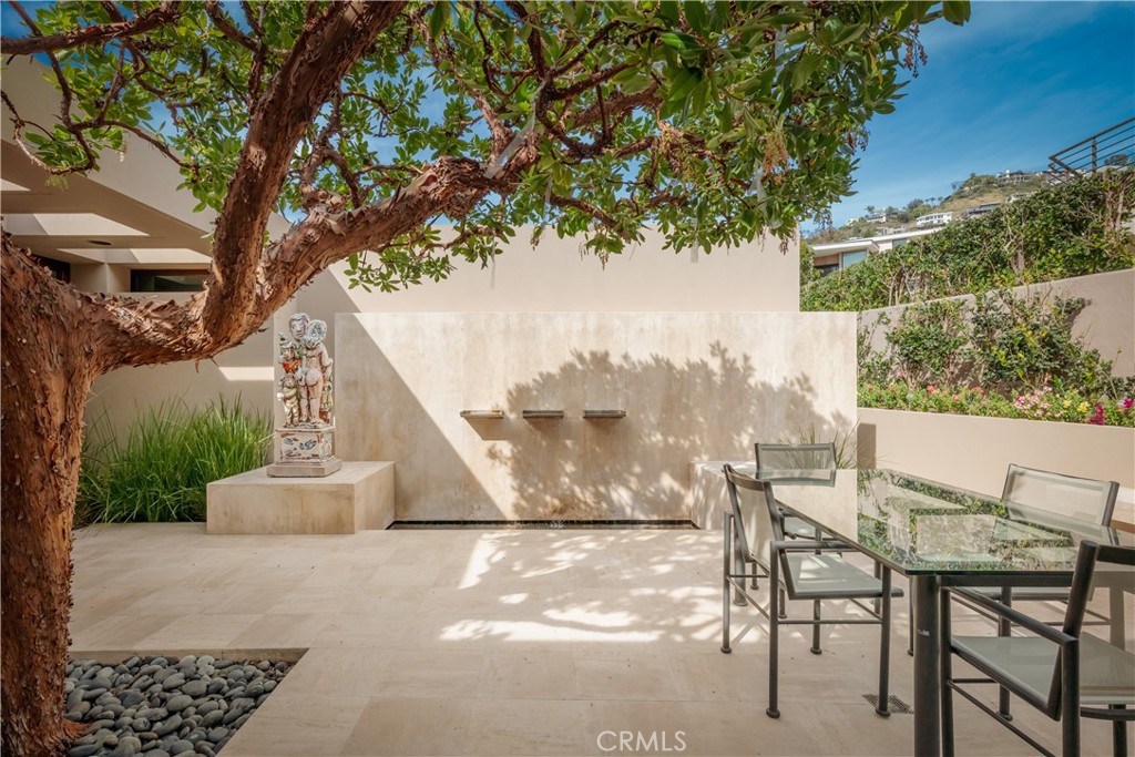 49 Lagunita Drive, Laguna Beach CA 92651 - Photo 20