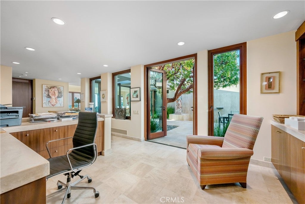 49 Lagunita Drive, Laguna Beach CA 92651 - Photo 34