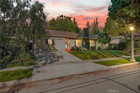 Photo of 13707 Philadelphia St, Whittier, CA 90601 (MLS # NP25273839)