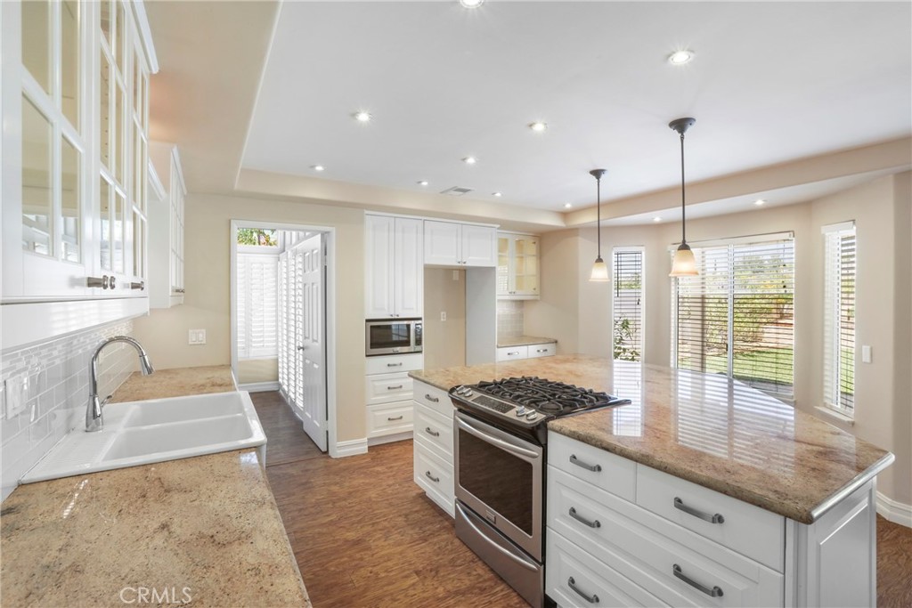 31752 Poole Court
